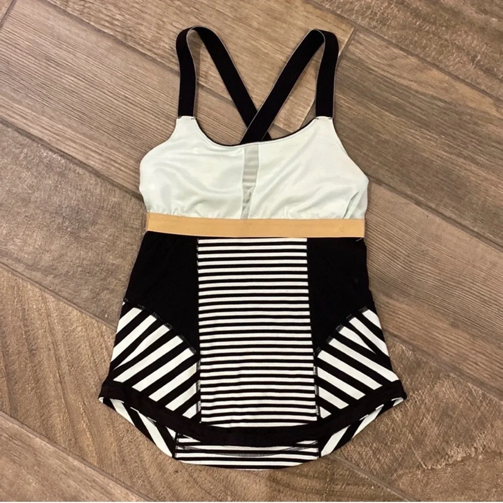 Lululemon Work It Out Sea Stripe Tank Size 6 Black Mint Green